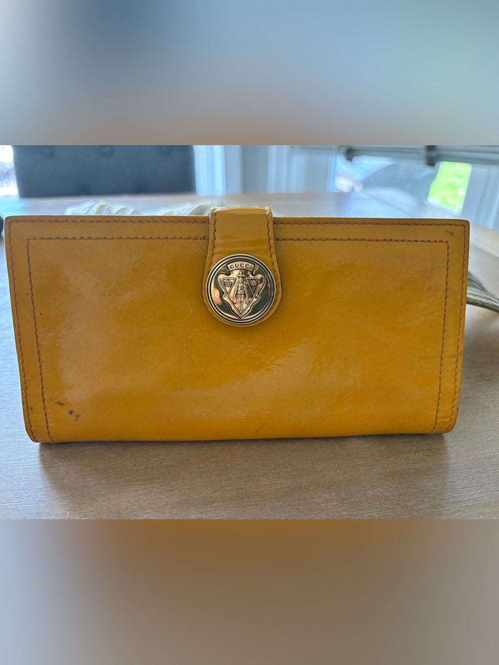 GUCCI patent Leather Mustard Hysteria Continental Wallet